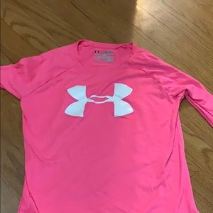 pink long sleeve under armor shirt